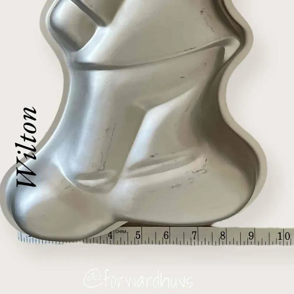 Vintage 1978 Wilton Mickey Mouse Cake Pan 515-1805